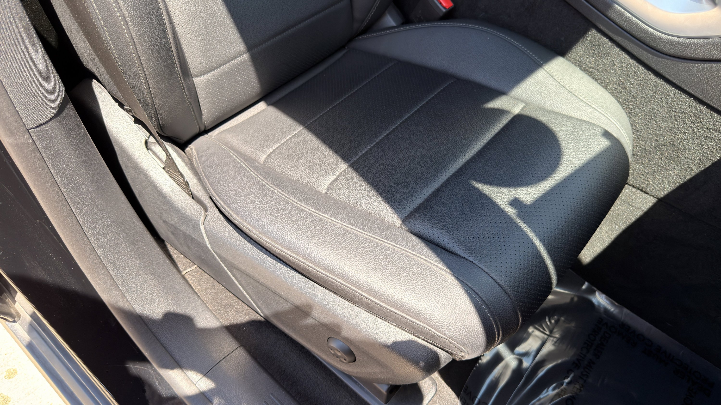 Used 2023 Mercedes-Benz GLE 450 4MATIC w/ Premium Package image 50