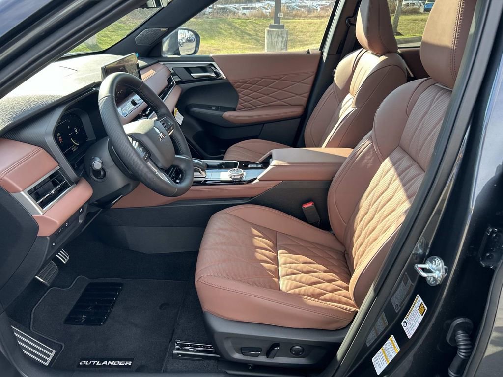 New 2026 Mitsubishi Outlander SEL image 21