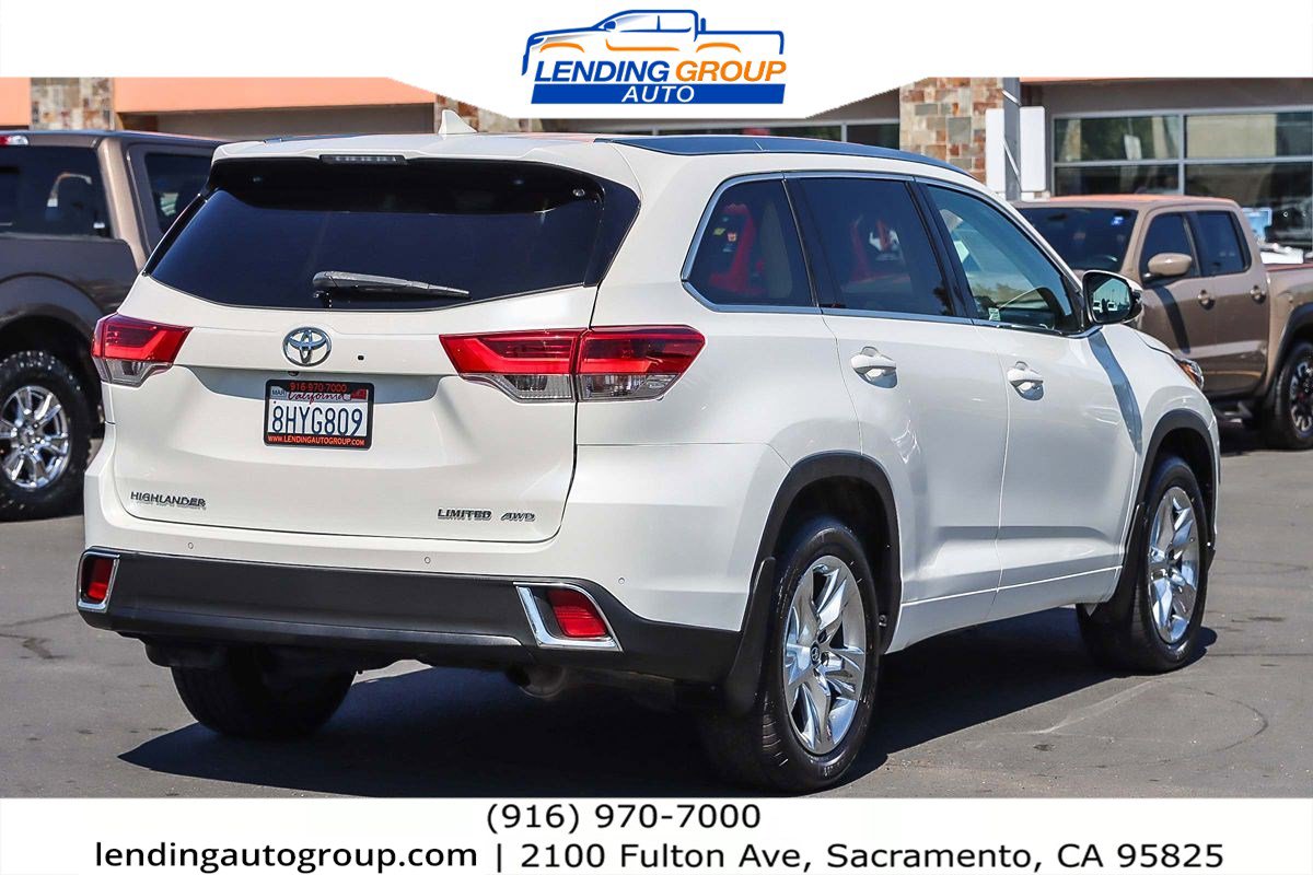 Used 2019 Toyota Highlander Limited image 4