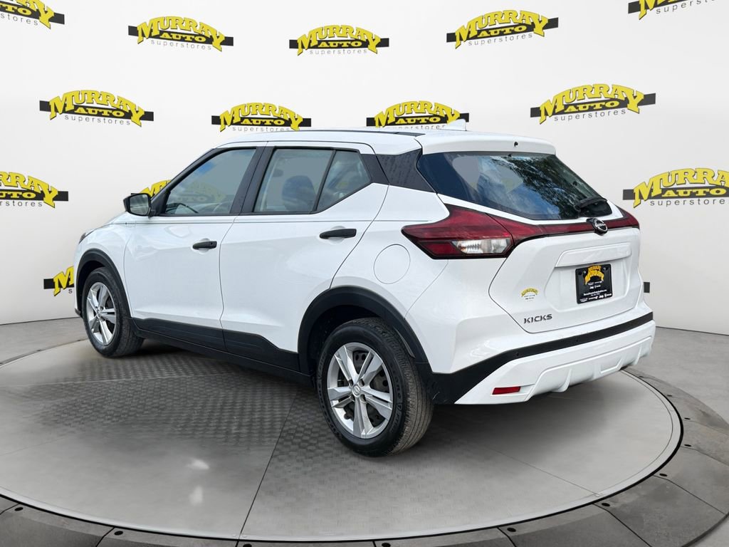 Used 2023 Nissan Kicks S image 3