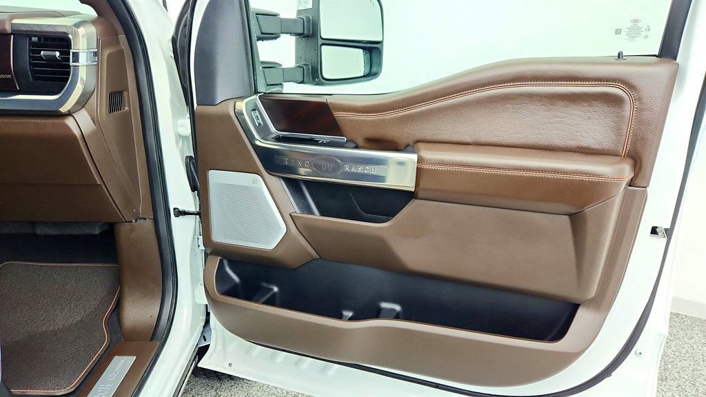 Used 2026 Ford F350 King Ranch w/ Chrome Package AWD/4WD image 24