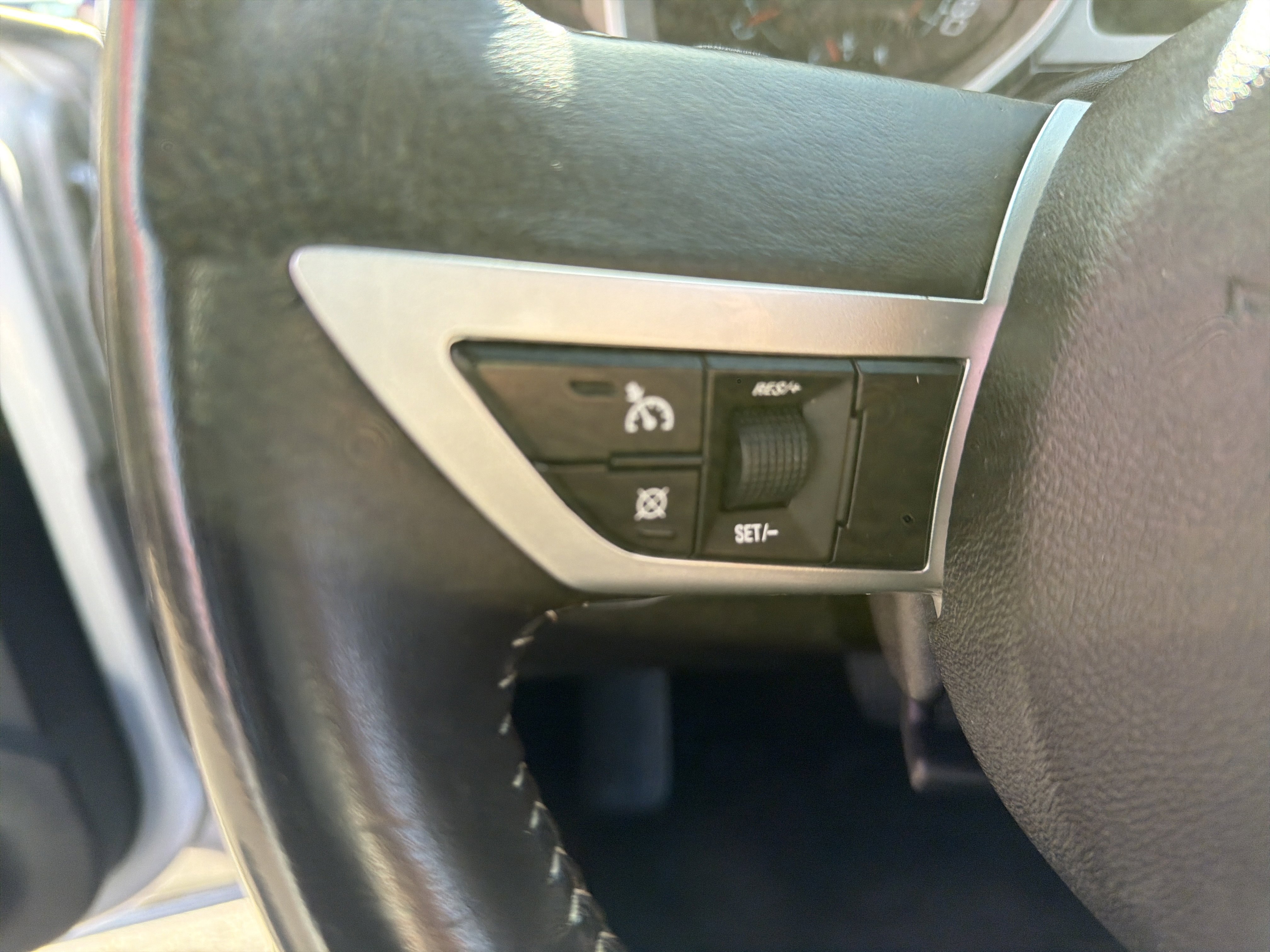 Used 2010 Chevrolet Camaro SS w/ RS Package image 17