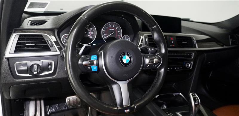 Used 2016 BMW 340i xDrive Sedan image 11