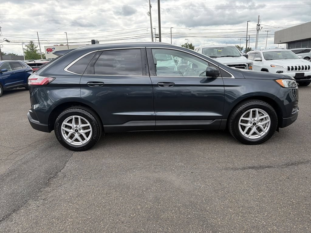 Used 2024 Ford Edge SEL w/ Convenience Package AWD/4WD image 6