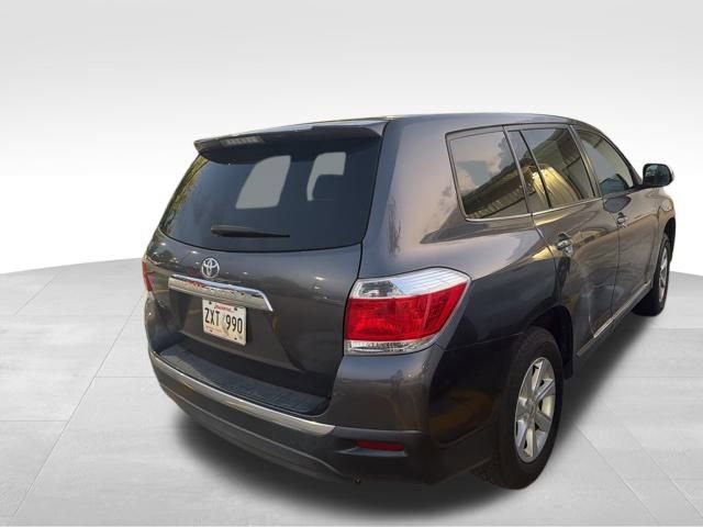 Used 2013 Toyota Highlander Plus image 7