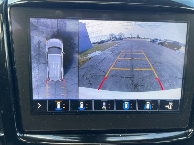 Used 2021 Chevrolet Traverse RS image 28