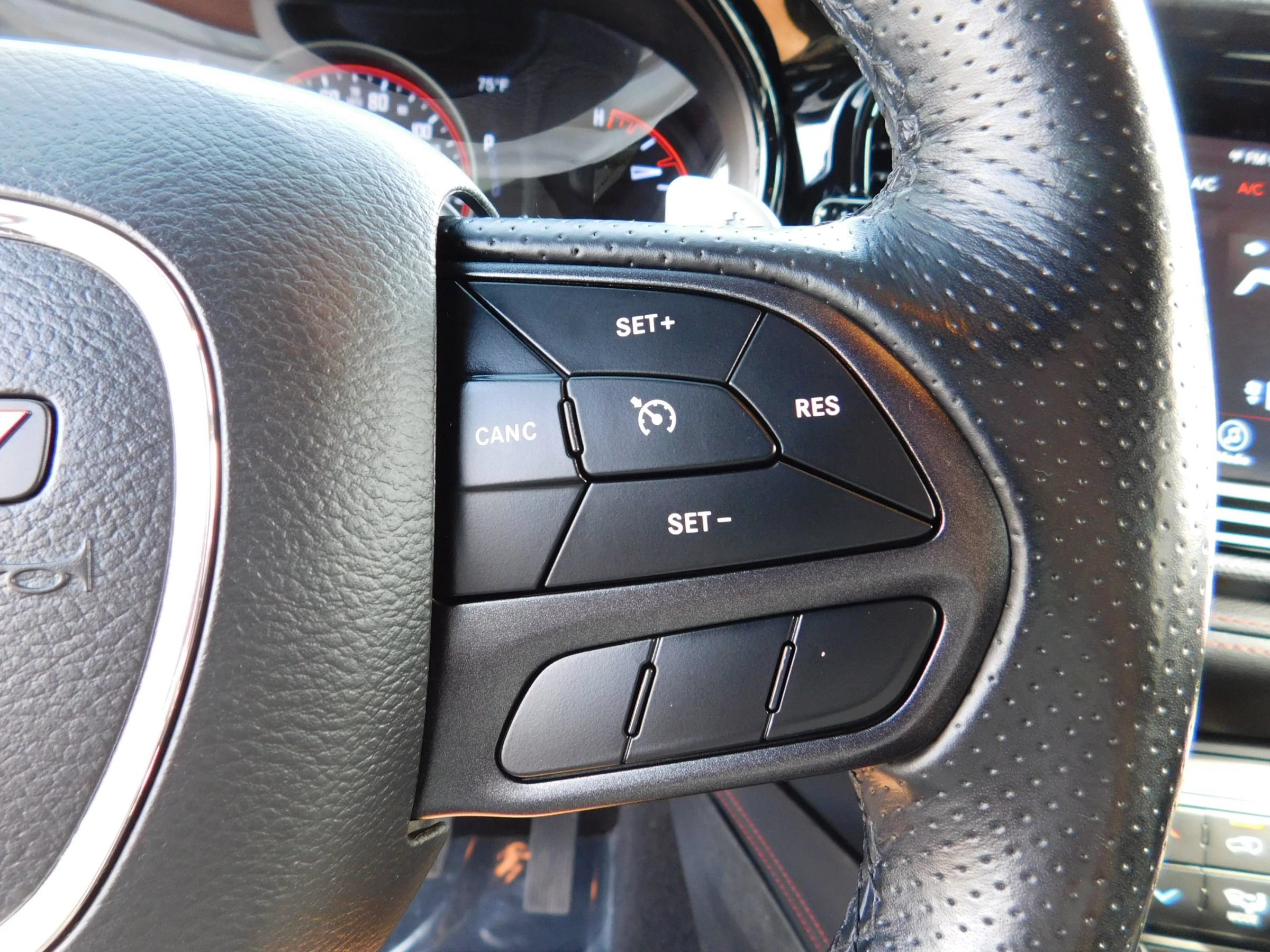 Used 2023 Dodge Durango GT RWD image 26