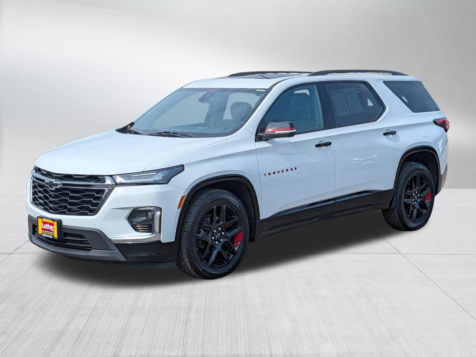 Used 2023 Chevrolet Traverse Premier w/ Redline Edition AWD/4WD image 3