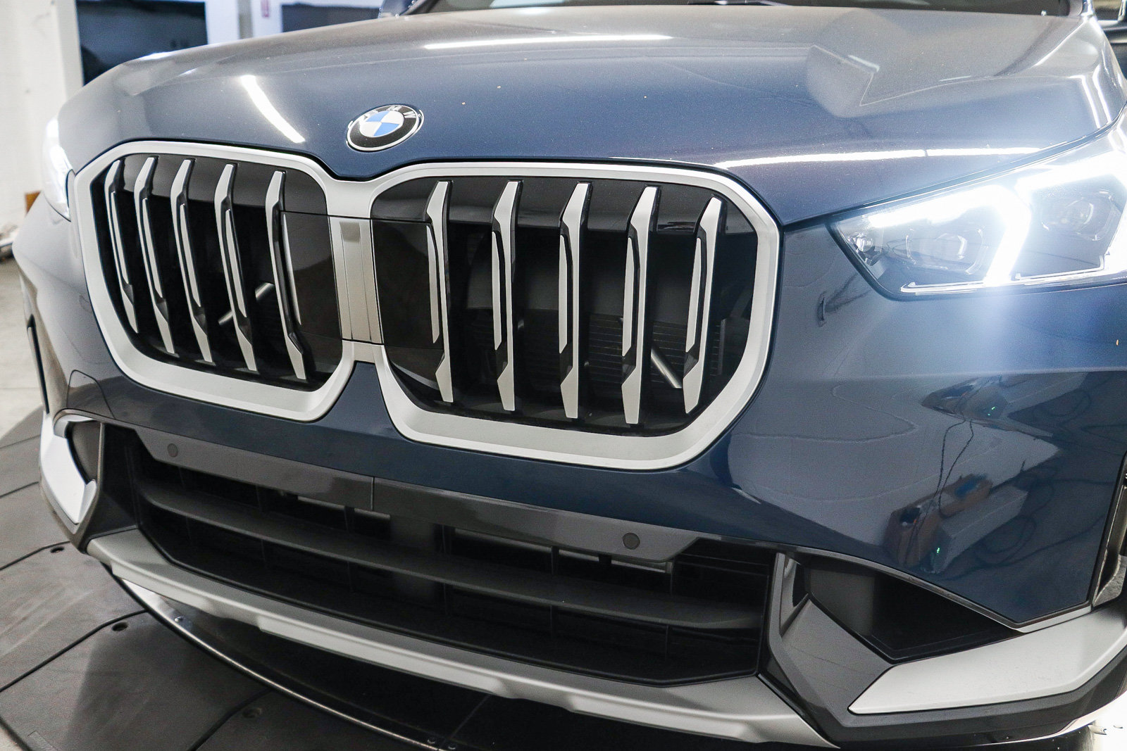 New 2026 BMW X1 xDrive28i w/ Convenience Package AWD/4WD image 10