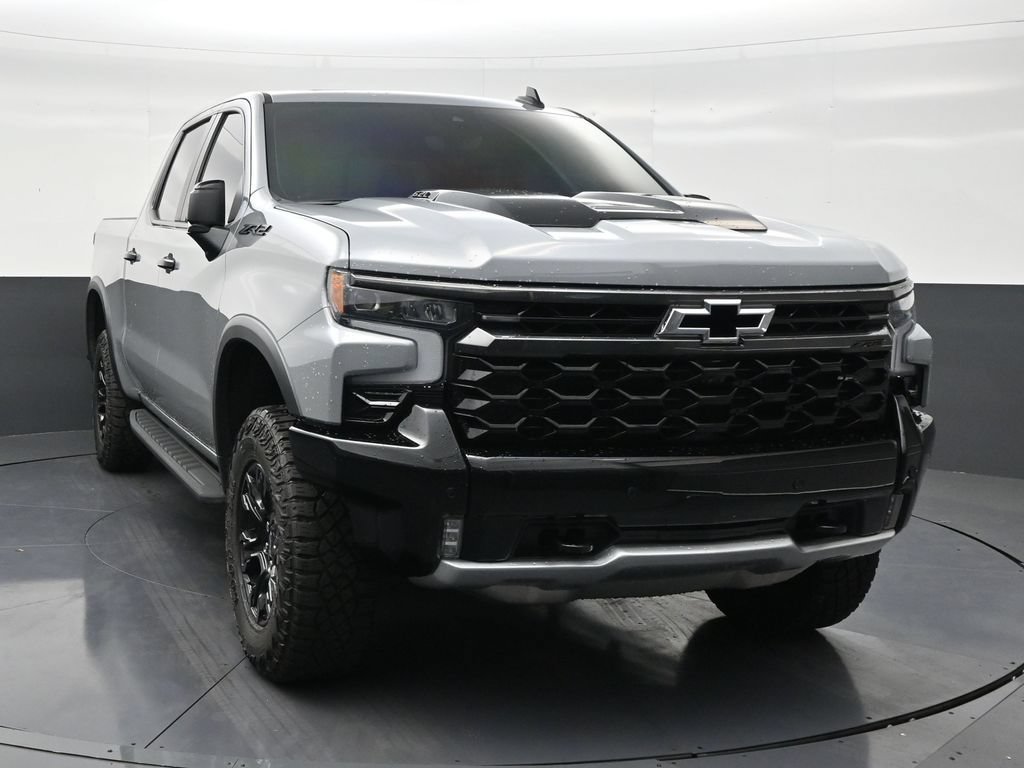 Used 2024 Chevrolet Silverado 1500 ZR2 w/ Technology Package AWD/4WD image 7