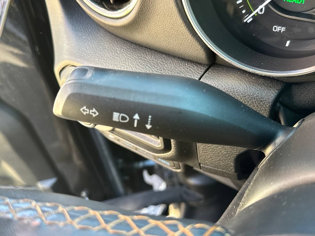 Used 2021 Jeep Wrangler Unlimited Sahara AWD/4WD image 39