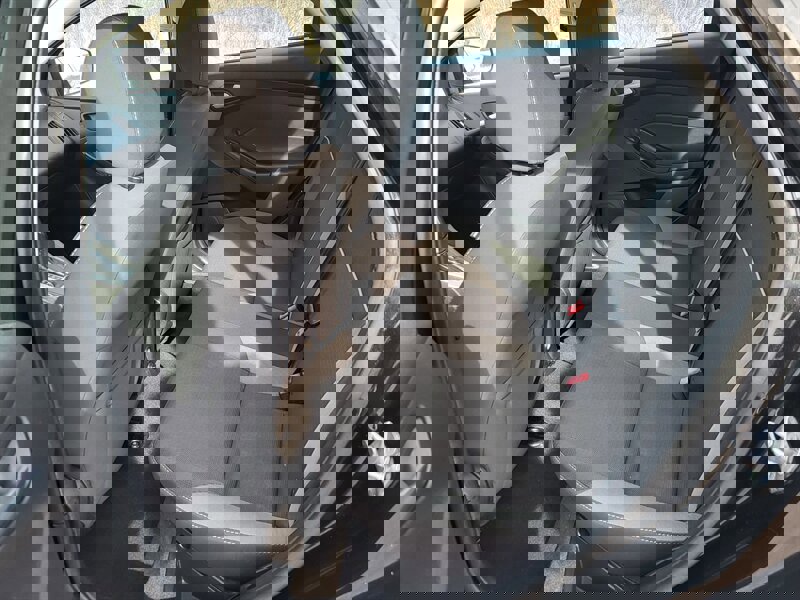 Used 2013 Ford Focus SE image 13