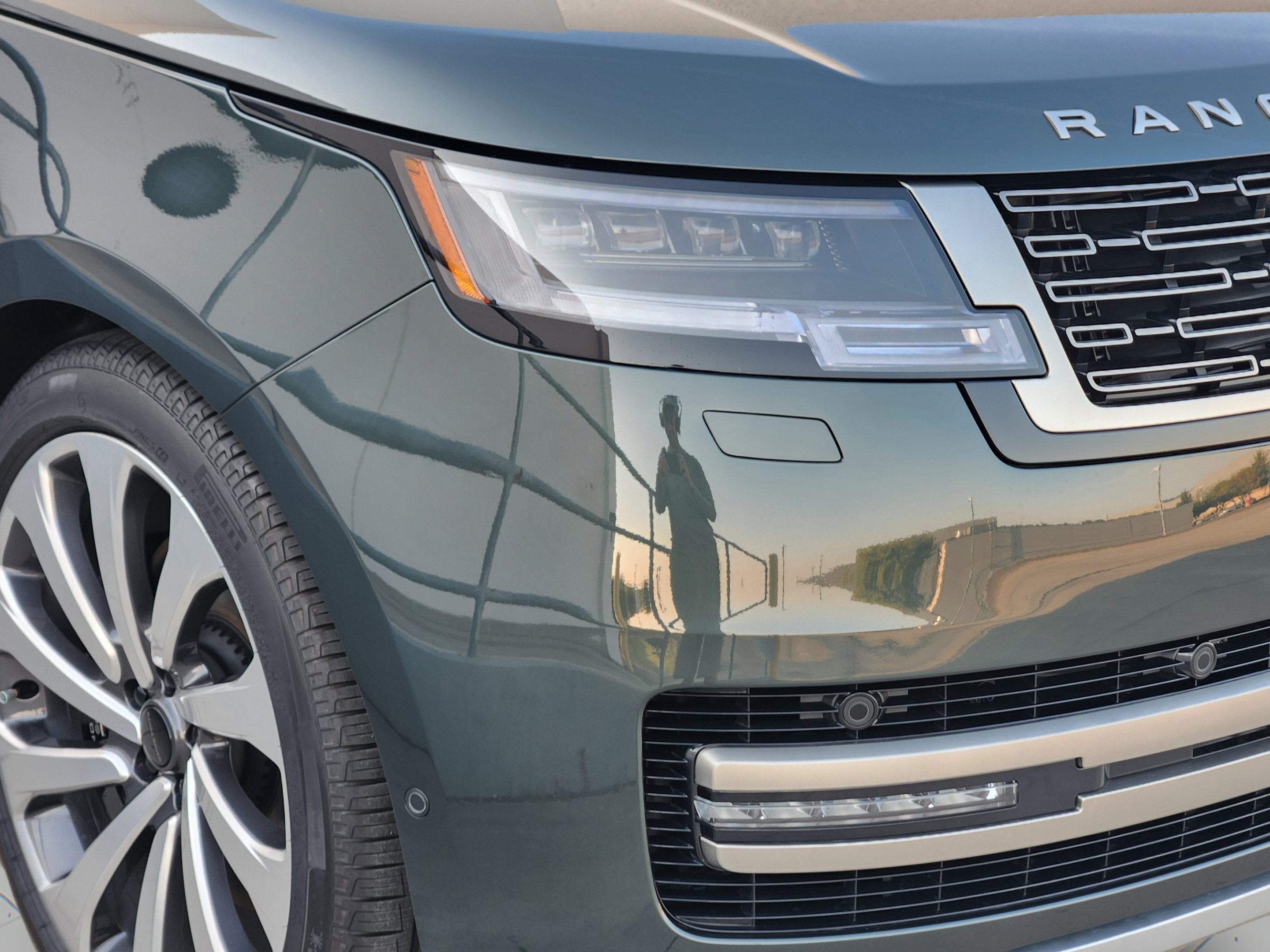 New 2026 Land Rover Range Rover SE AWD/4WD image 30