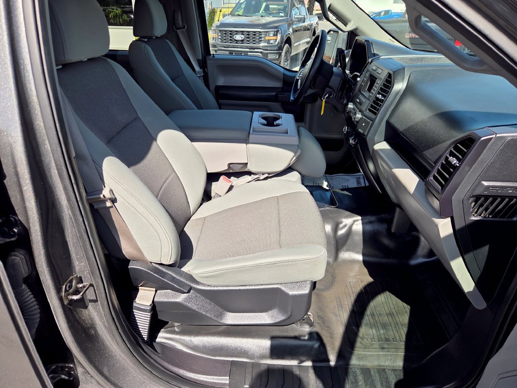 Used 2017 Ford F150 XL w/ XL Power Equipment Group AWD/4WD image 17