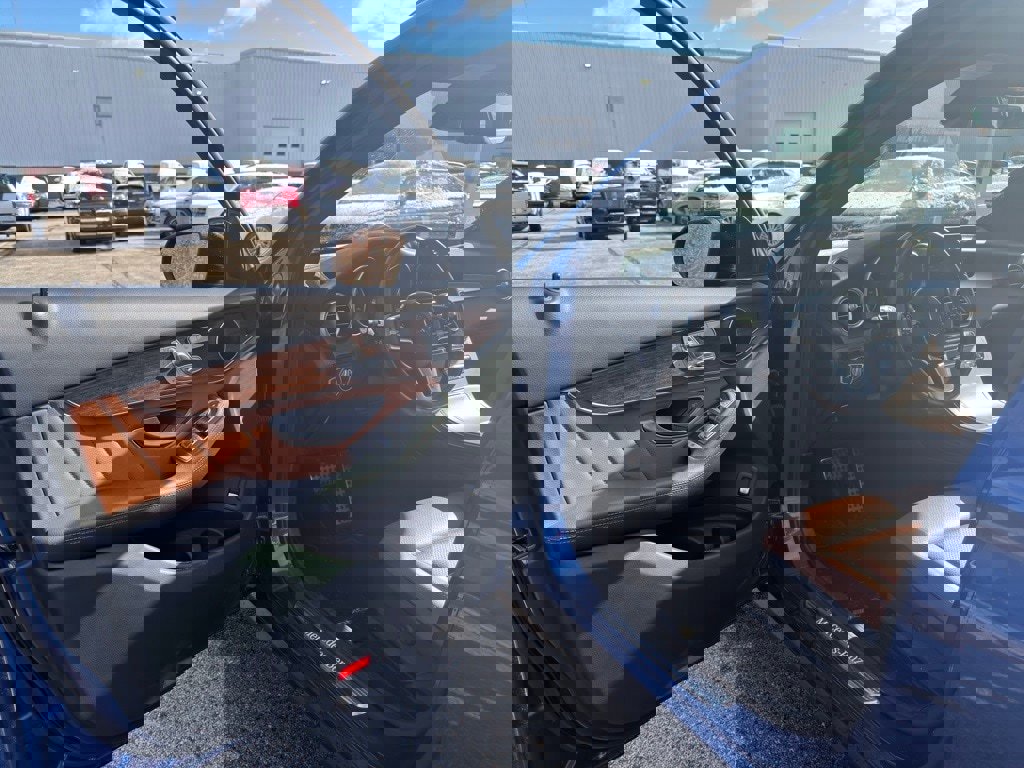 Used 2022 Mercedes-Benz GLC 300 4MATIC image 11