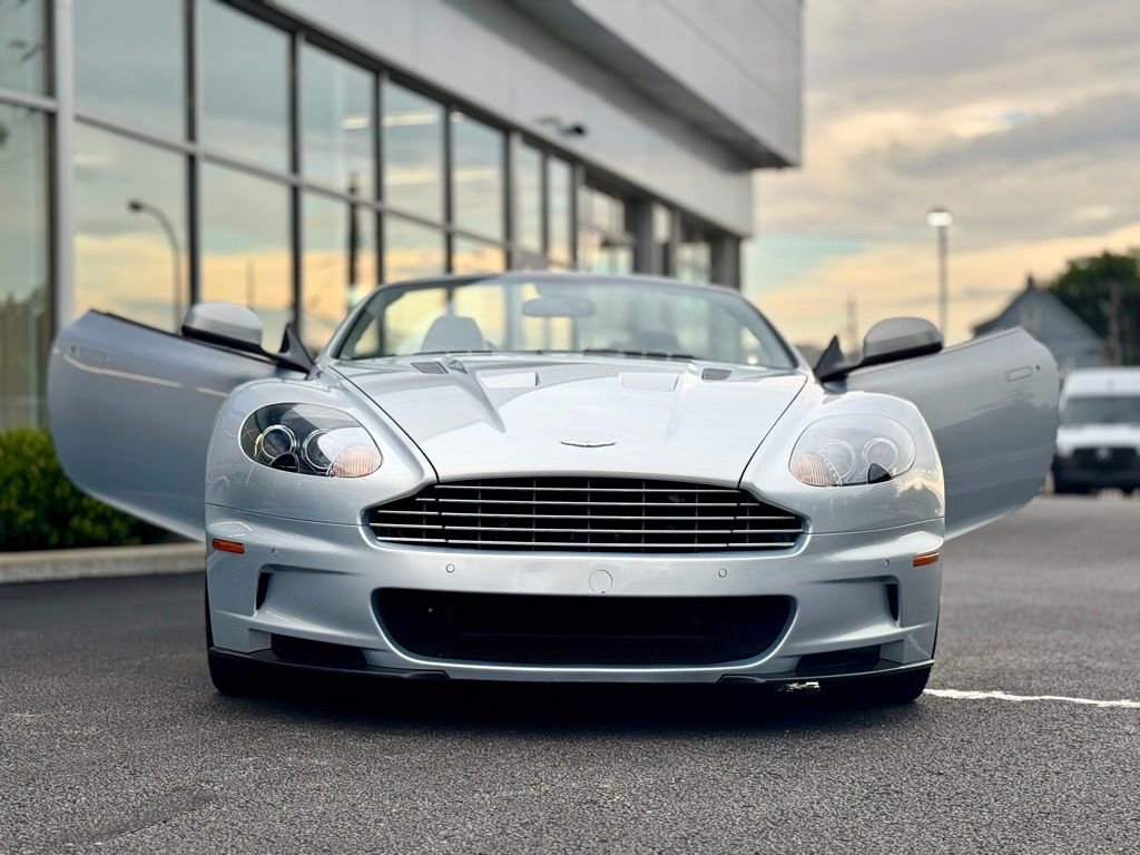 Used 2012 Aston Martin DBS Volante image 31