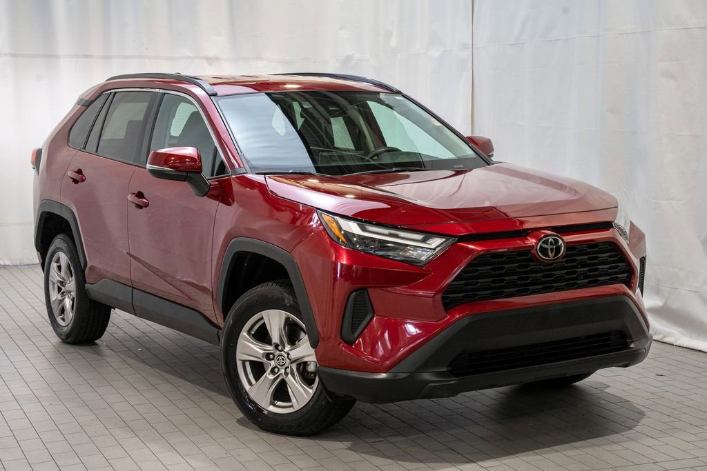 Used 2023 Toyota RAV4 XLE image 1