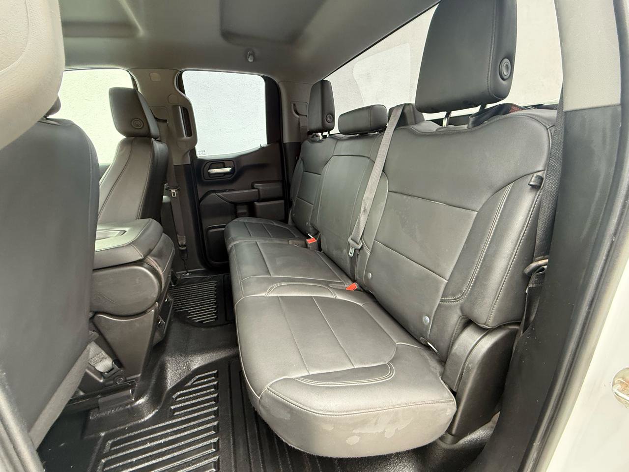 Used 2020 Chevrolet Silverado 1500 W/T w/ Trailering Package image 4