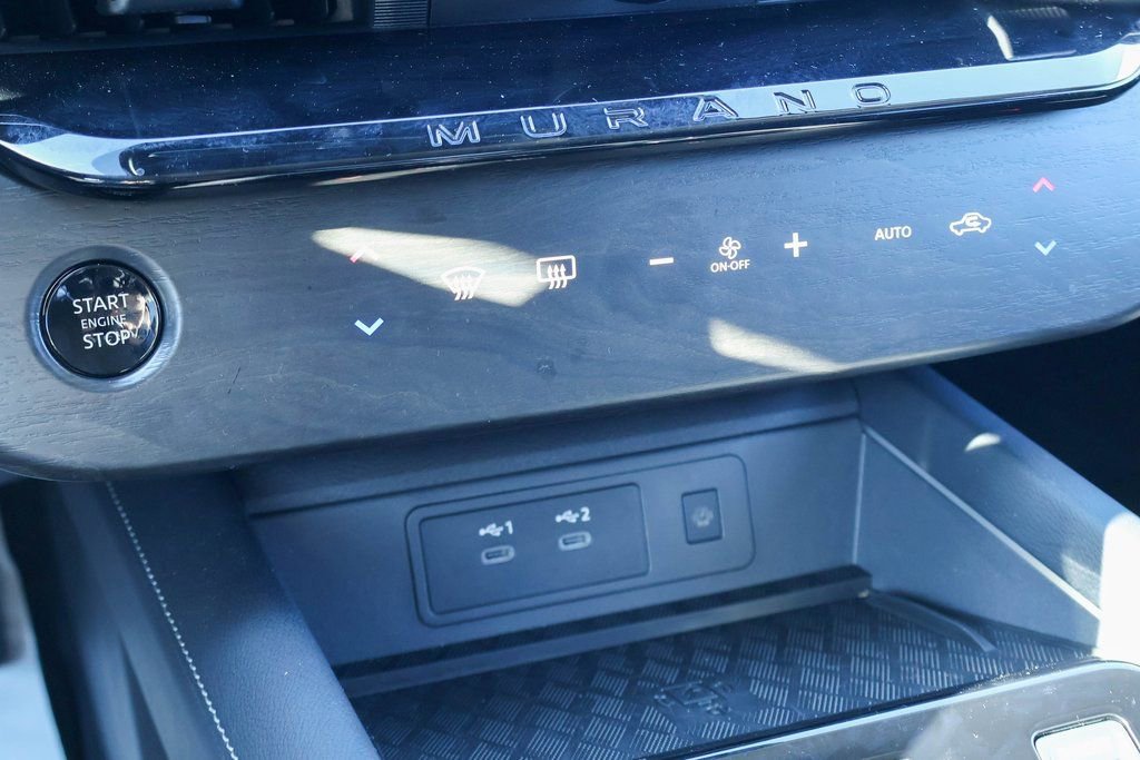 Certified 2025 Nissan Murano SV image 14