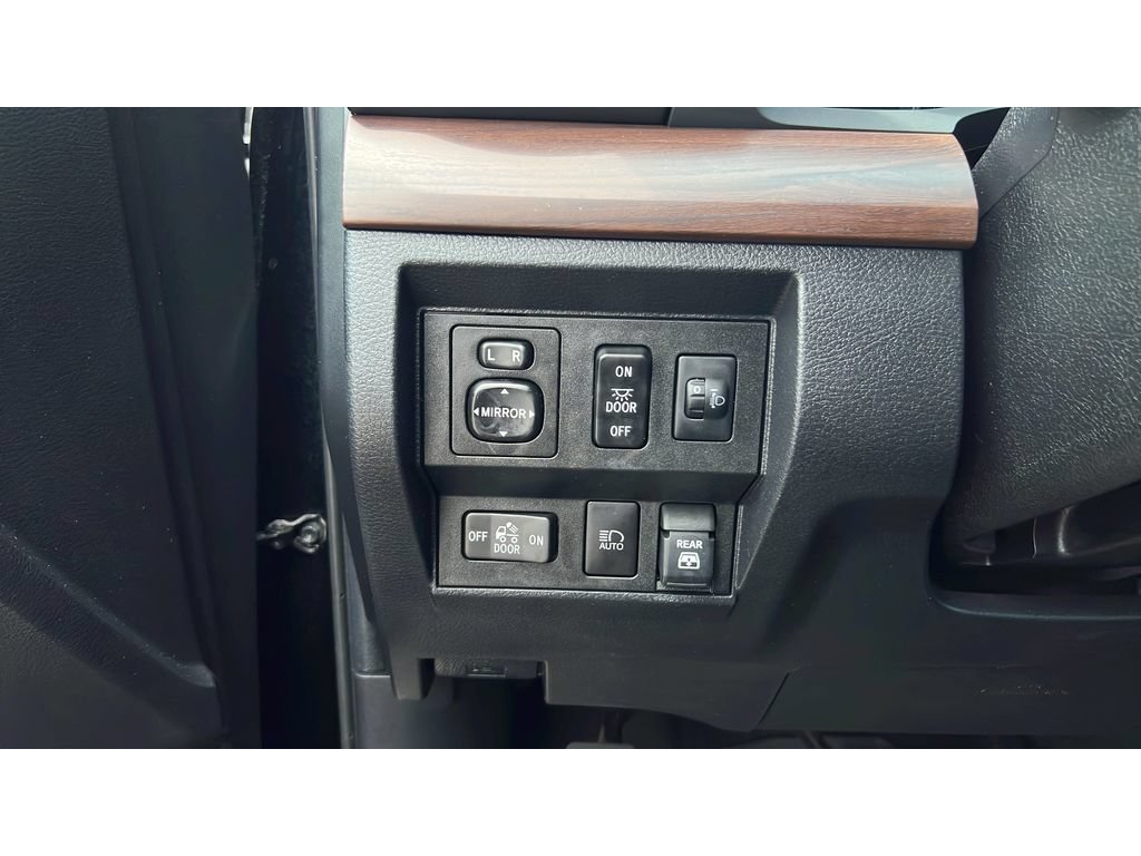 Used 2020 Toyota Tundra Limited AWD/4WD image 23