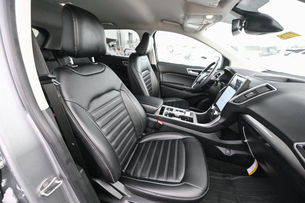Certified 2024 Ford Edge SEL w/ Convenience Package image 26