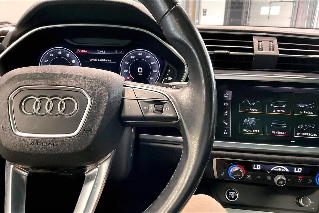 Used 2021 Audi Q3 2.0T Premium Plus AWD/4WD image 13