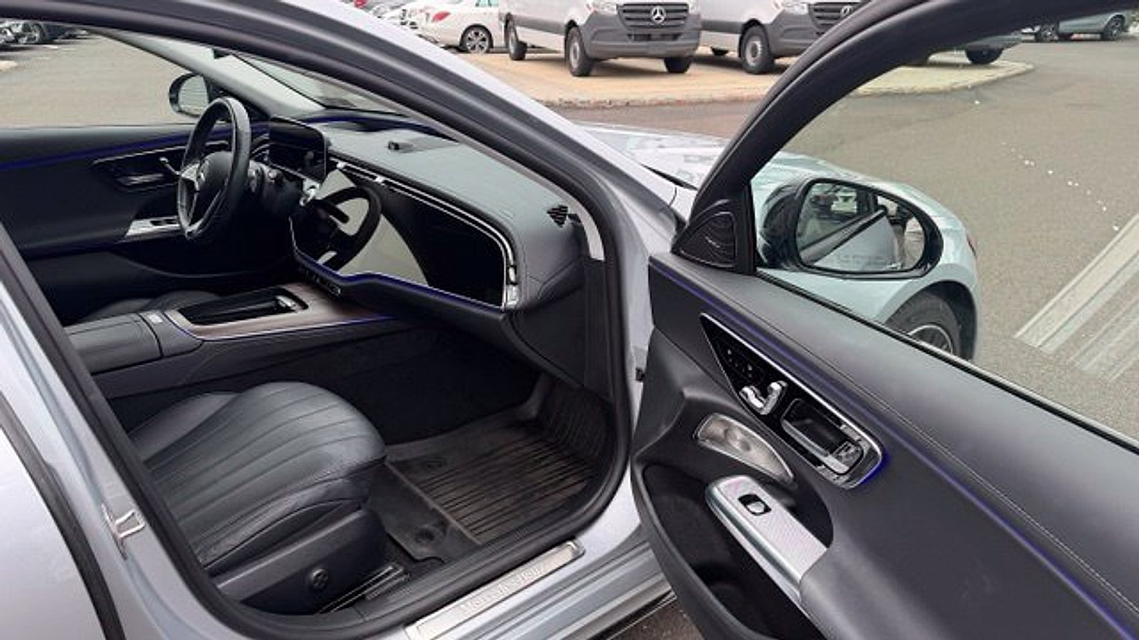Certified 2024 Mercedes-Benz E 350 4MATIC Sedan image 11