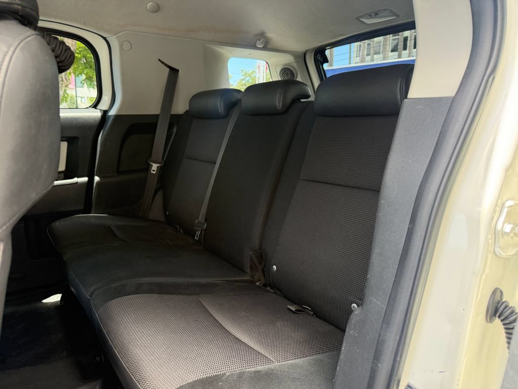 Used 2008 Toyota FJ Cruiser 4WD image 11