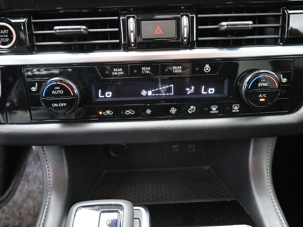 Used 2022 Nissan Pathfinder SL image 9