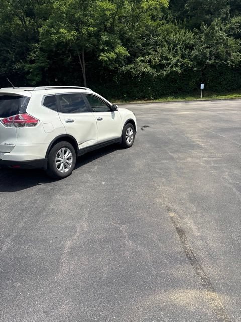 Used 2016 Nissan Rogue SL w/ SL Premium Package AWD/4WD image 6