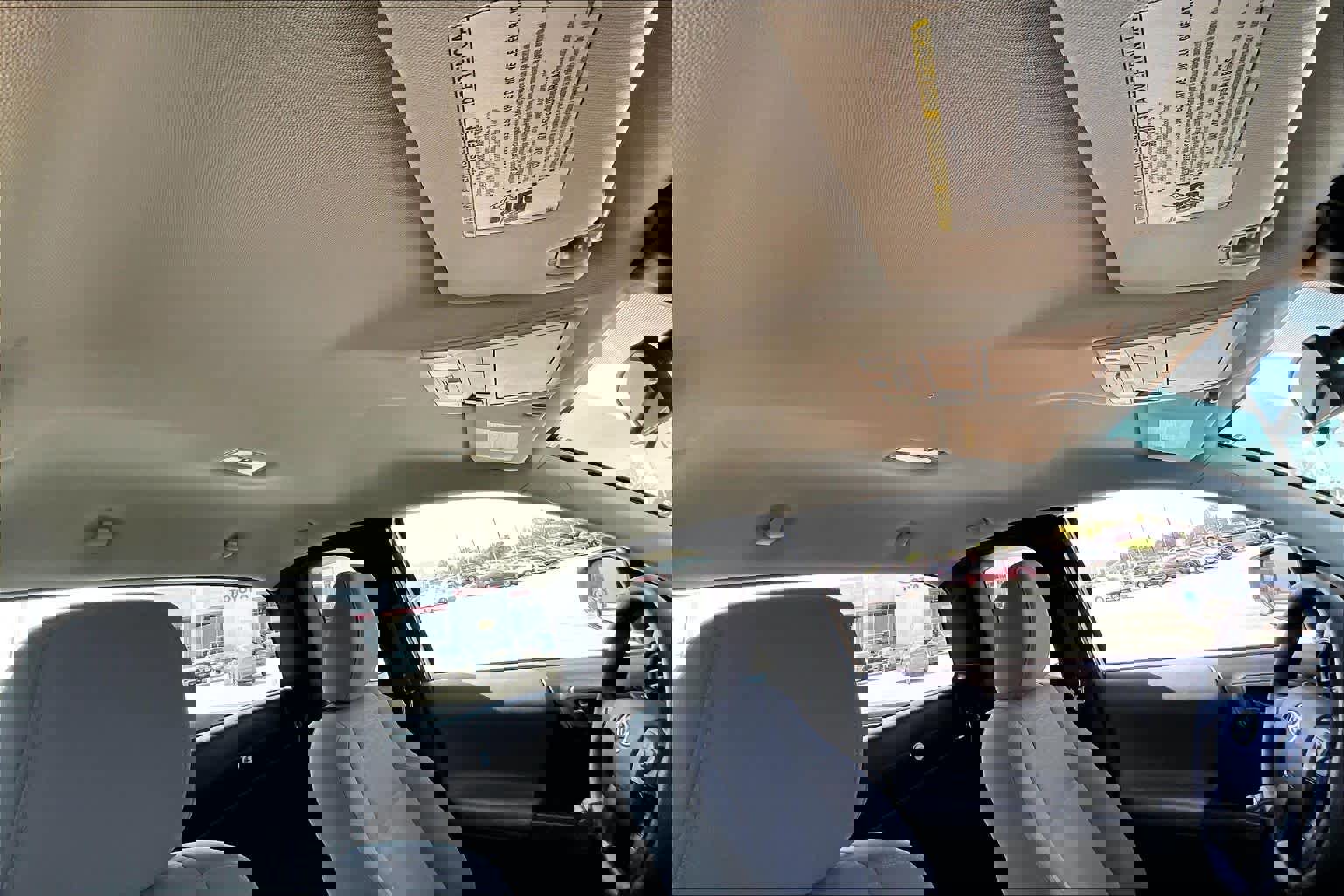 Used 2018 Toyota Tacoma SR image 13