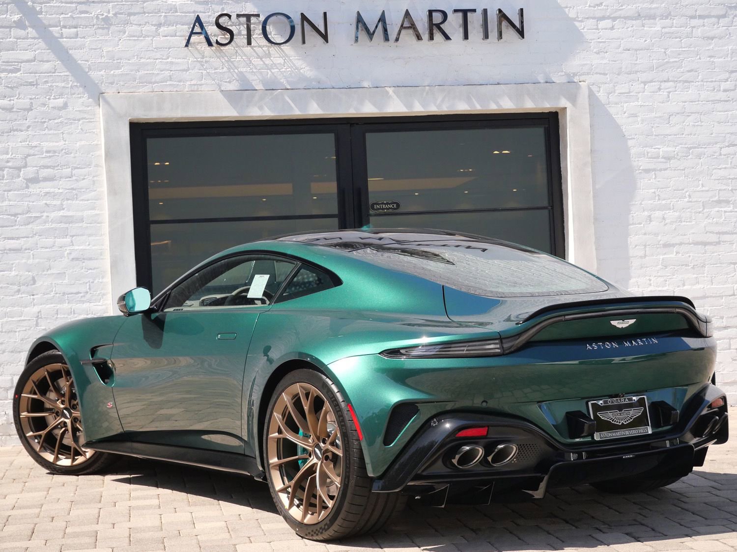 New 2026 Aston Martin V8 Vantage S RWD image 2