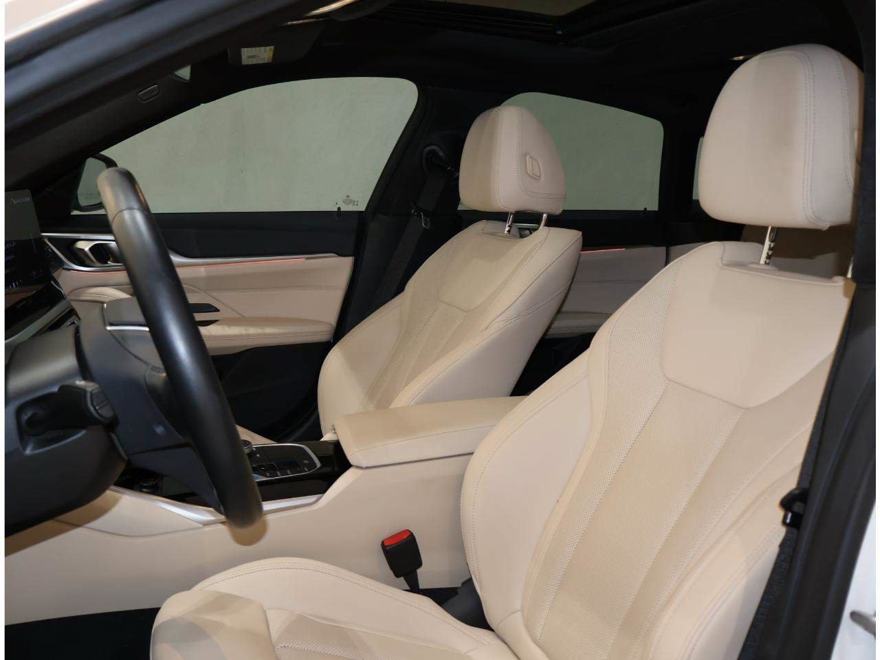Certified 2024 BMW i4 eDrive35 w/ Convenience Package RWD image 12
