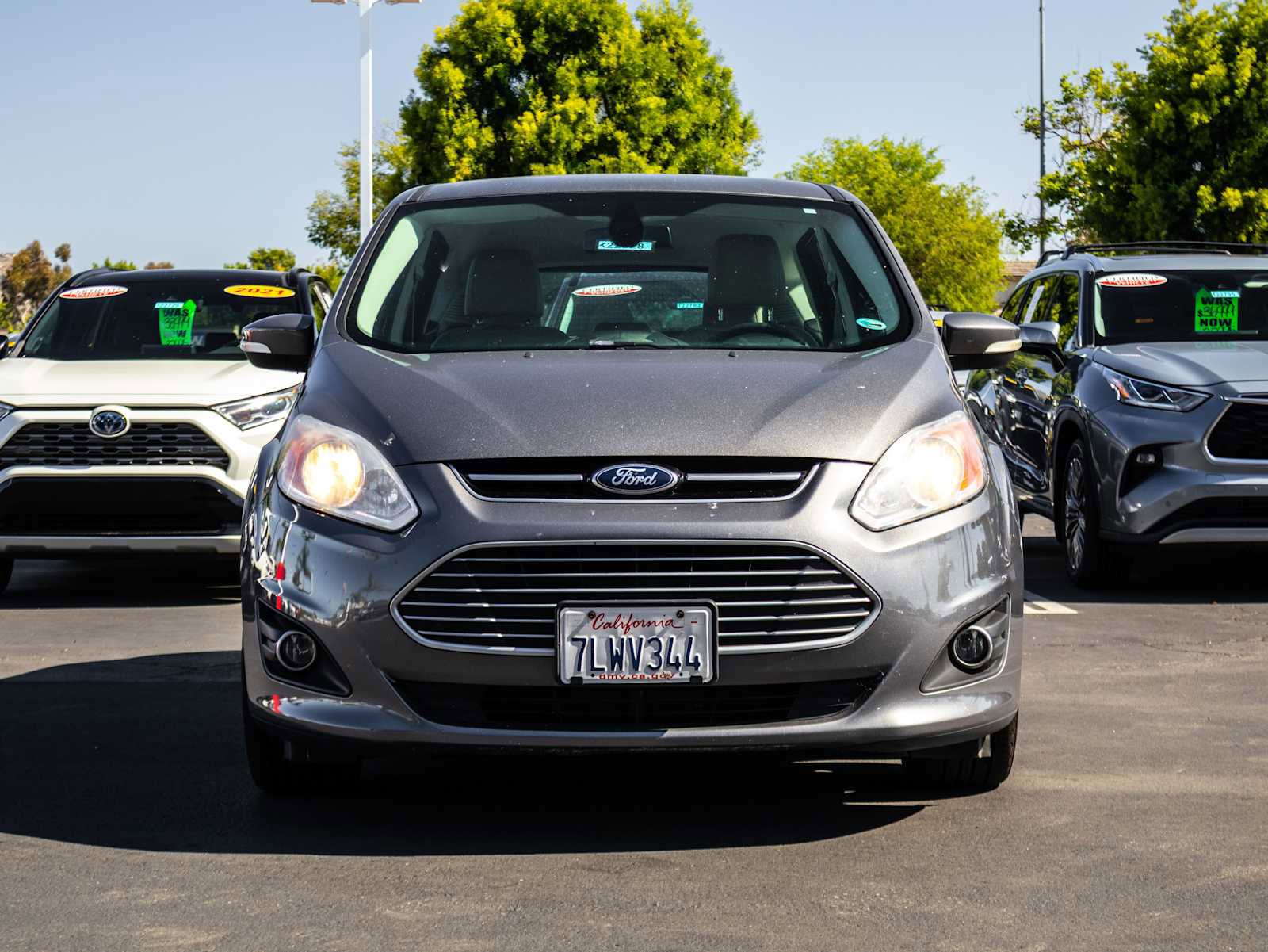 Used 2014 Ford C-MAX SEL w/ Equipment Group 301A FWD image 2