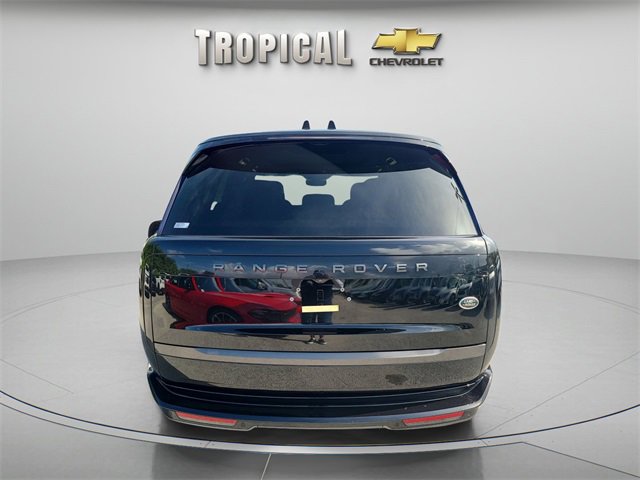 Used 2023 Land Rover Range Rover SE image 4