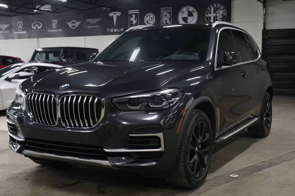 Used 2023 BMW X5 sDrive40i w/ Premium Package RWD image 2