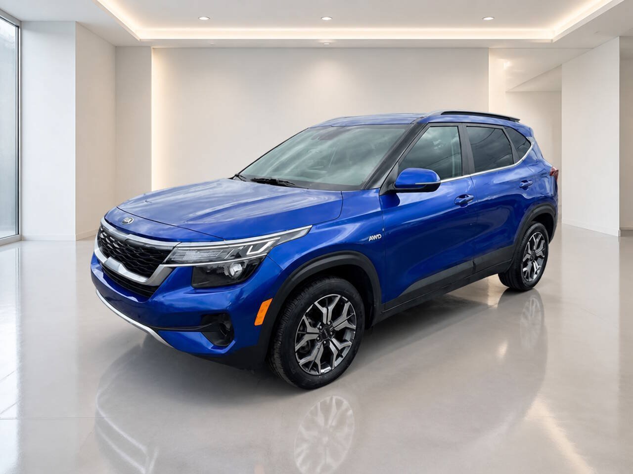 Used 2023 Kia Seltos EX AWD/4WD image 2
