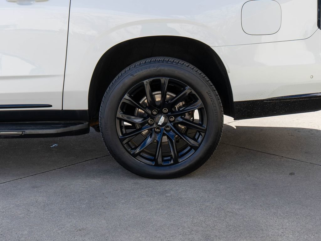 Used 2023 Cadillac Escalade ESV Sport w/ LPO, ONYX Package image 35