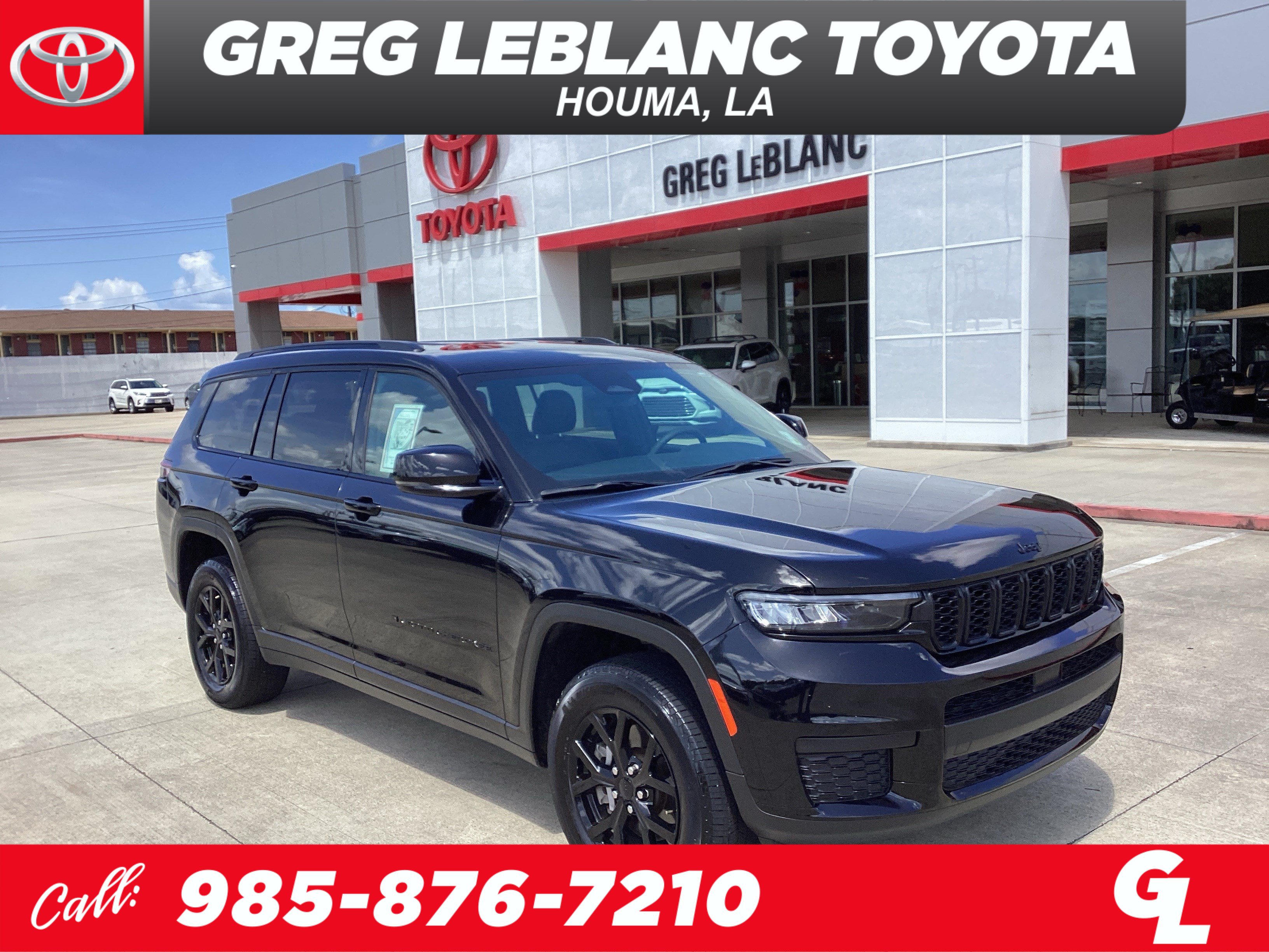 Used 2025 Jeep Grand Cherokee L Laredo RWD image 1