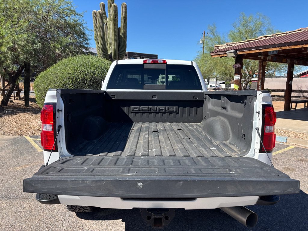 Used 2018 GMC Sierra 2500 Denali w/ Duramax Plus Package AWD/4WD image 20