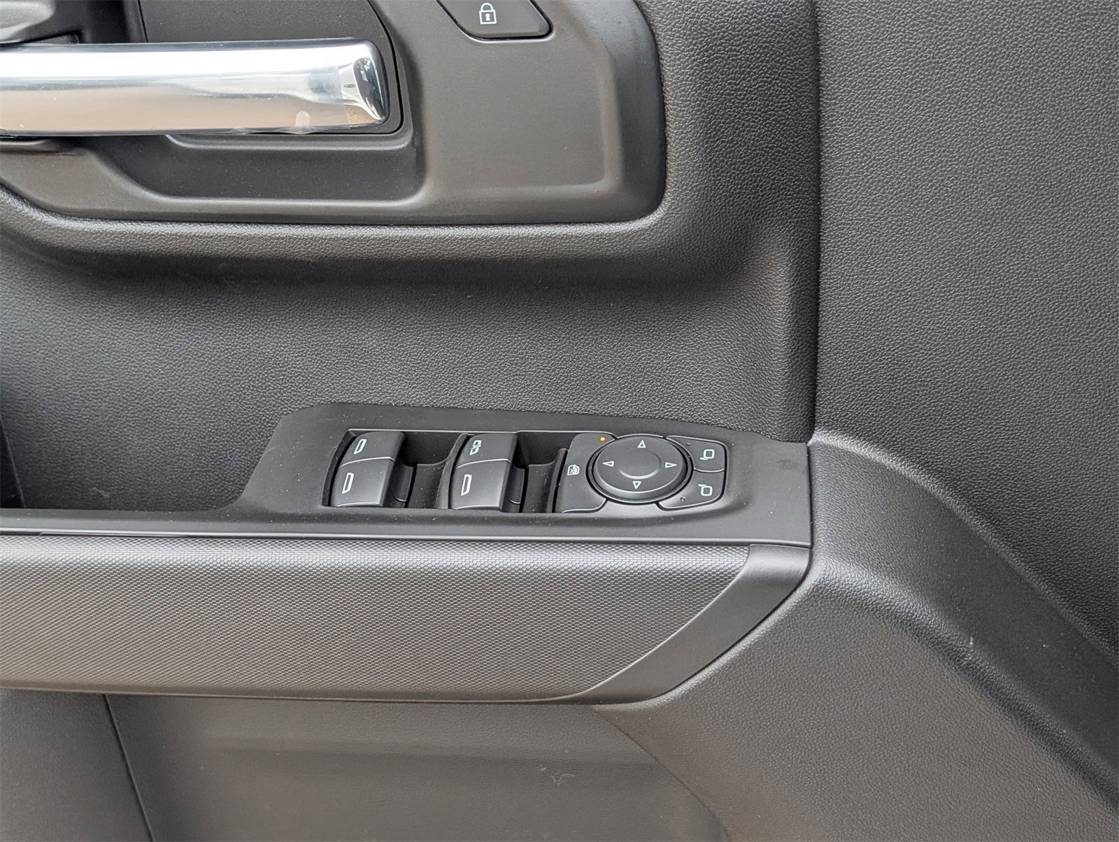 New 2026 Chevrolet Silverado 1500 W/T w/ WT Value Package image 19