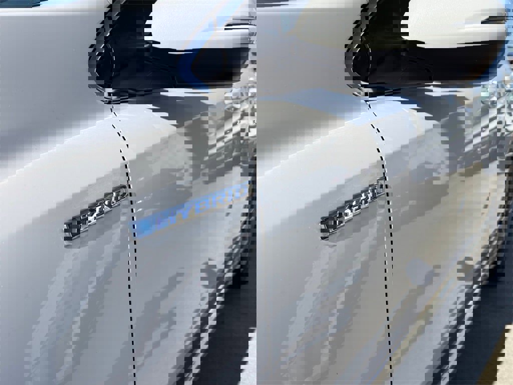 Used 2022 Honda CR-V Touring image 5