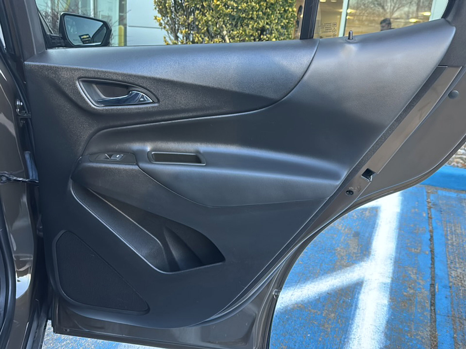 Used 2023 Chevrolet Equinox LT image 20