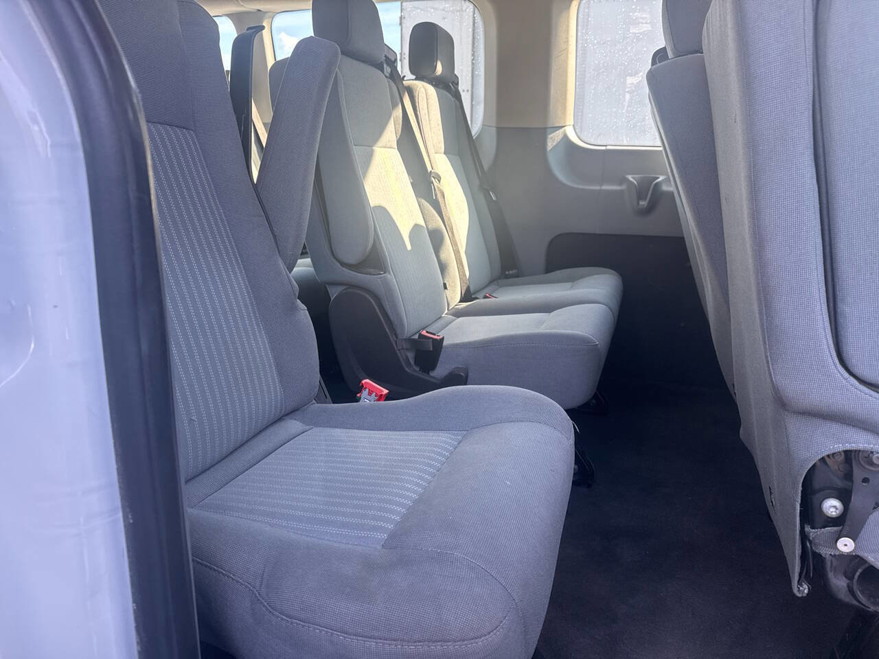 Used 2015 Ford Transit 350 XLT image 17