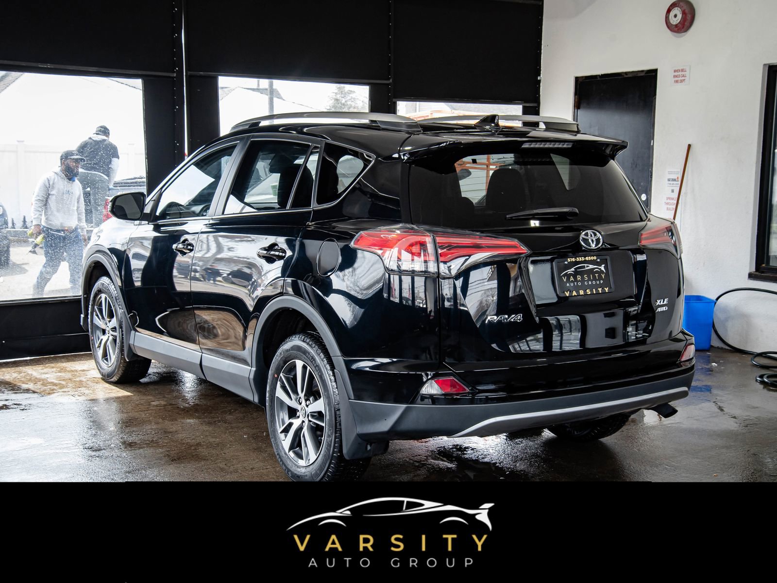 Used 2018 Toyota RAV4 XLE w/ Plus Extra Value Package image 6