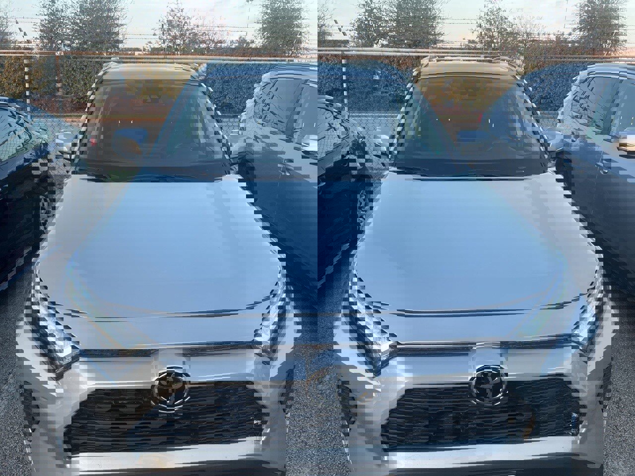 Used 2025 Toyota RAV4 XLE image 2