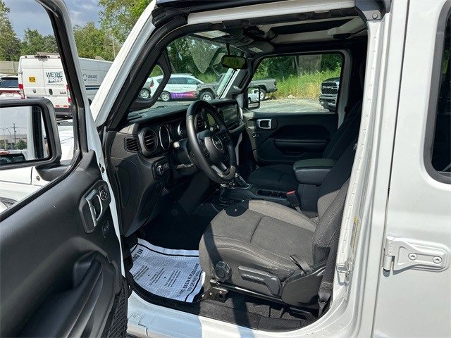 Used 2021 Jeep Gladiator Willys image 33