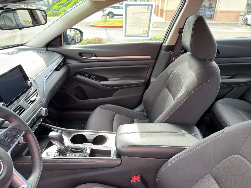 Used 2023 Nissan Altima 2.5 SV image 15
