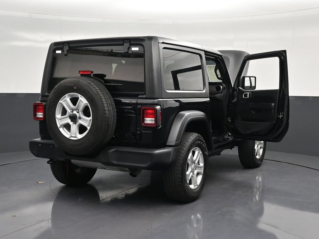 Used 2021 Jeep Wrangler Sport AWD/4WD image 36