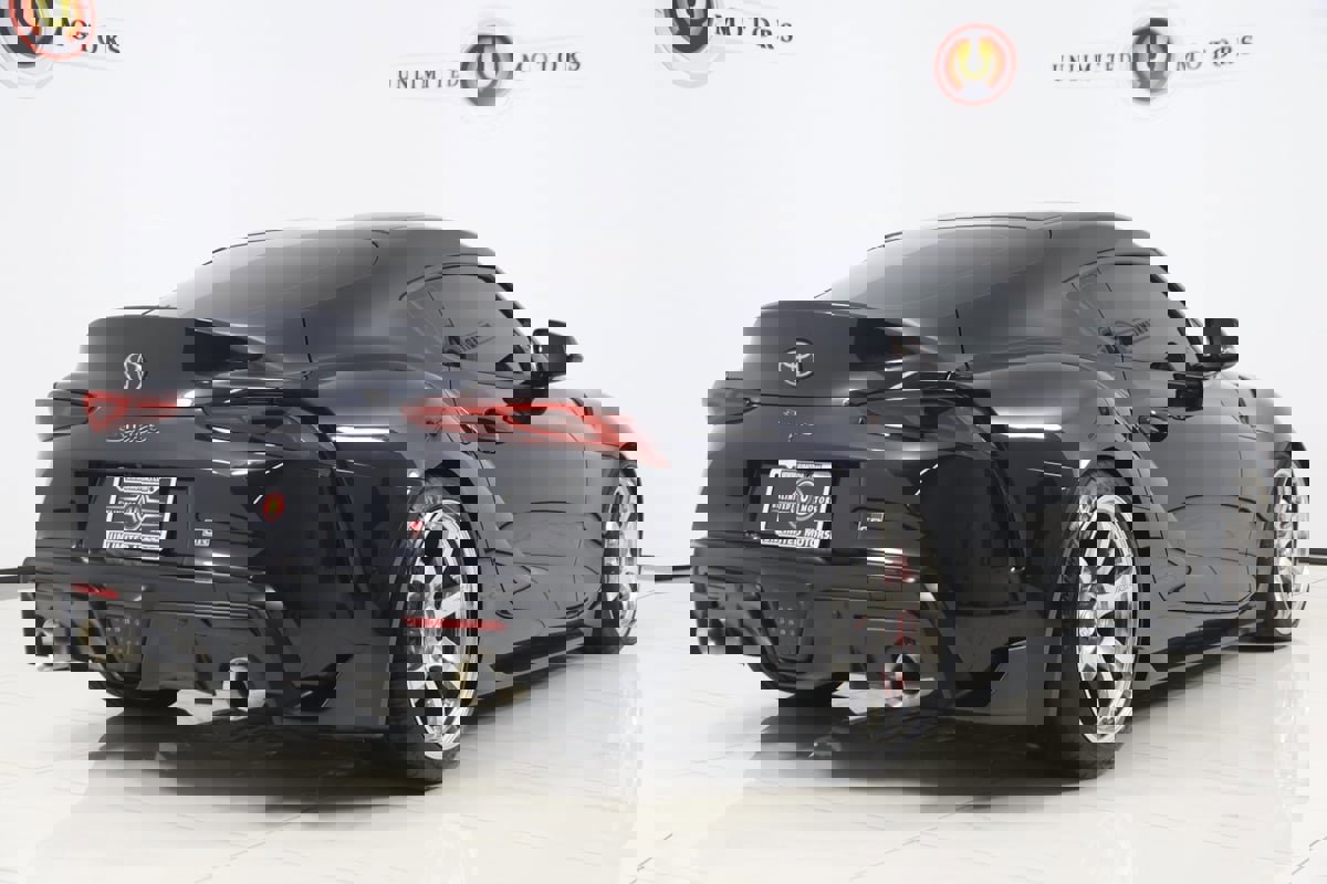 Used 2023 Toyota Supra Premium image 3